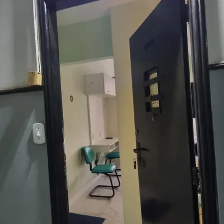 Apto no coração da Lapa com ar!-3
