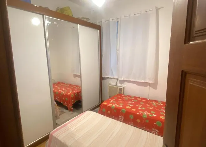 Quarto Em Apto No Flamengo Rio de Janeiro